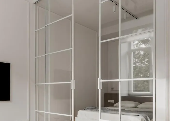 Premium Designer With Park View - By Innorental Dzīvoklis